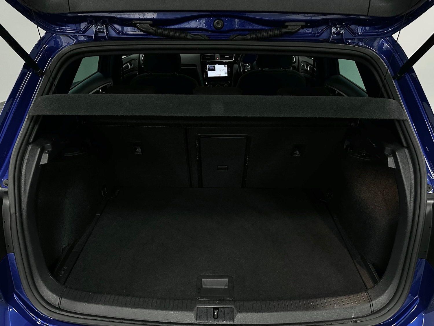 Used Volkswagen Golf 2019 for sale - 76877861: Photo 23