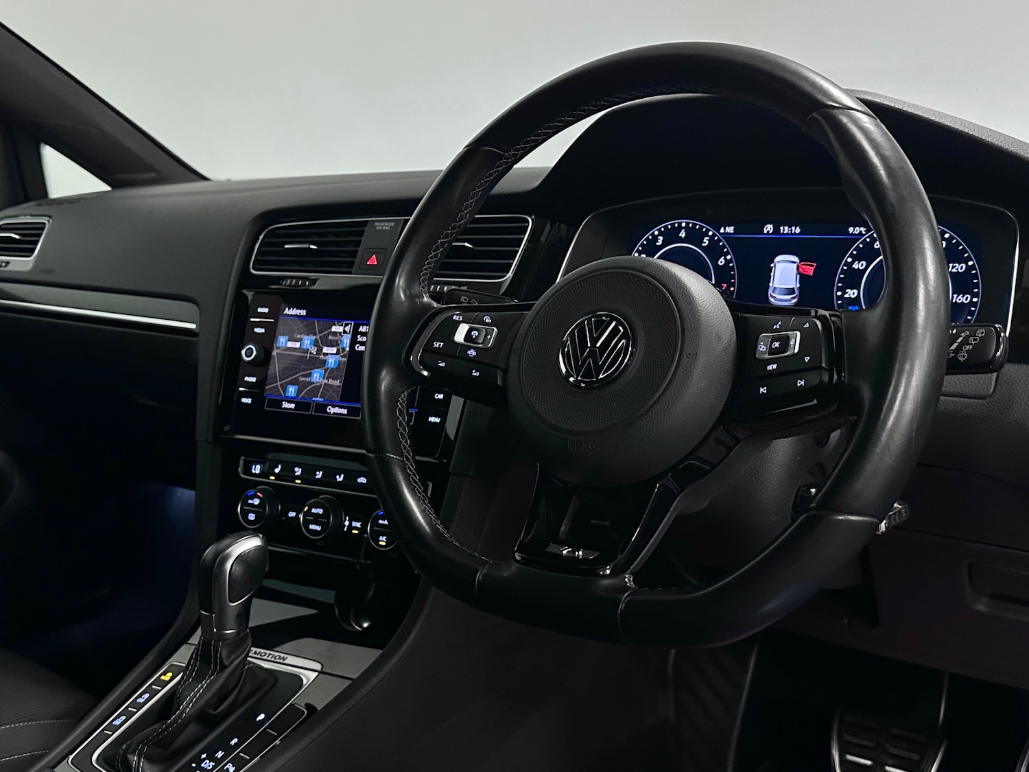 Used Volkswagen Golf 2019 for sale - 76877861: Photo 4