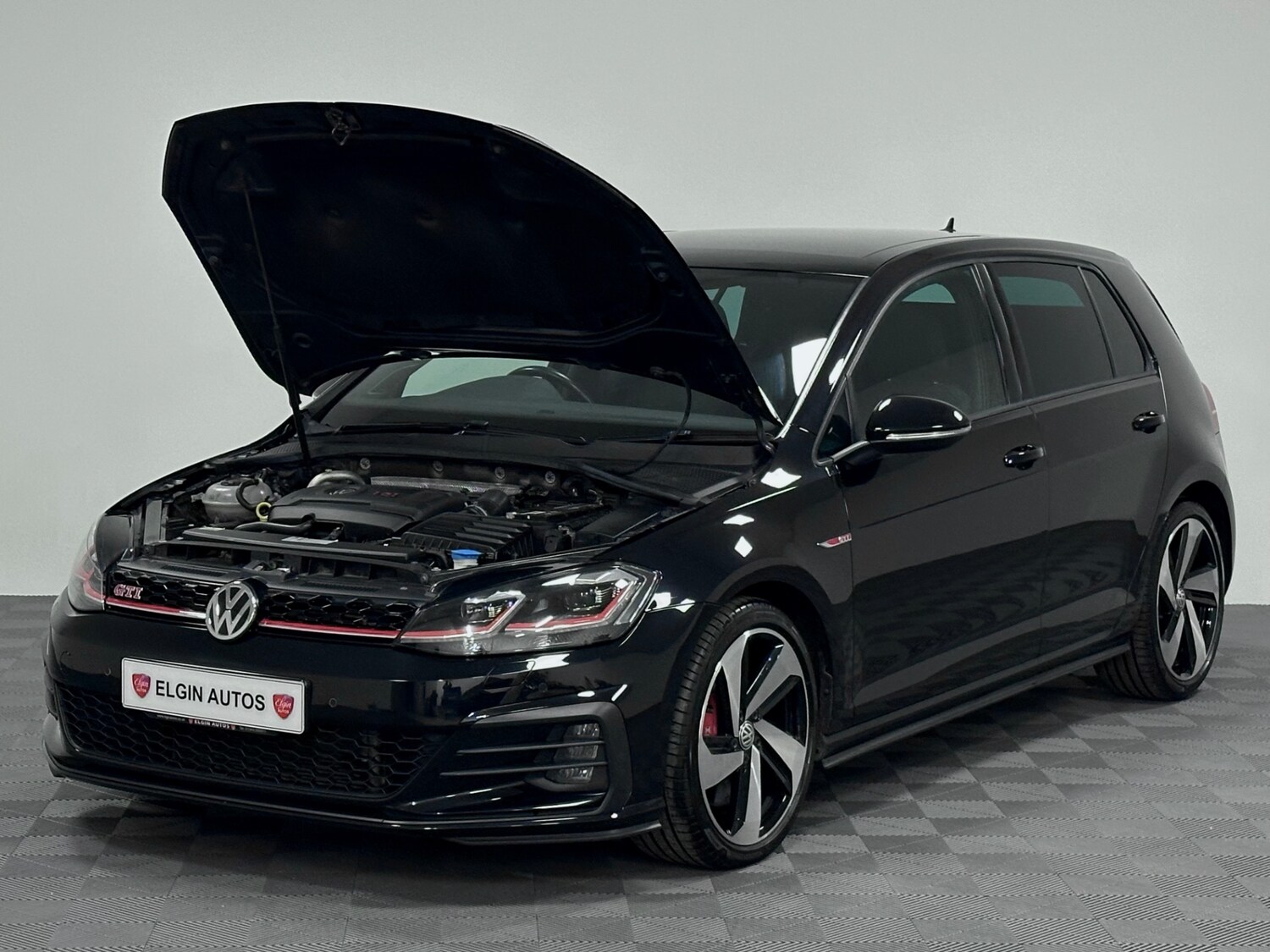 Used Volkswagen Golf 2019 for sale - 77848131: Photo 10