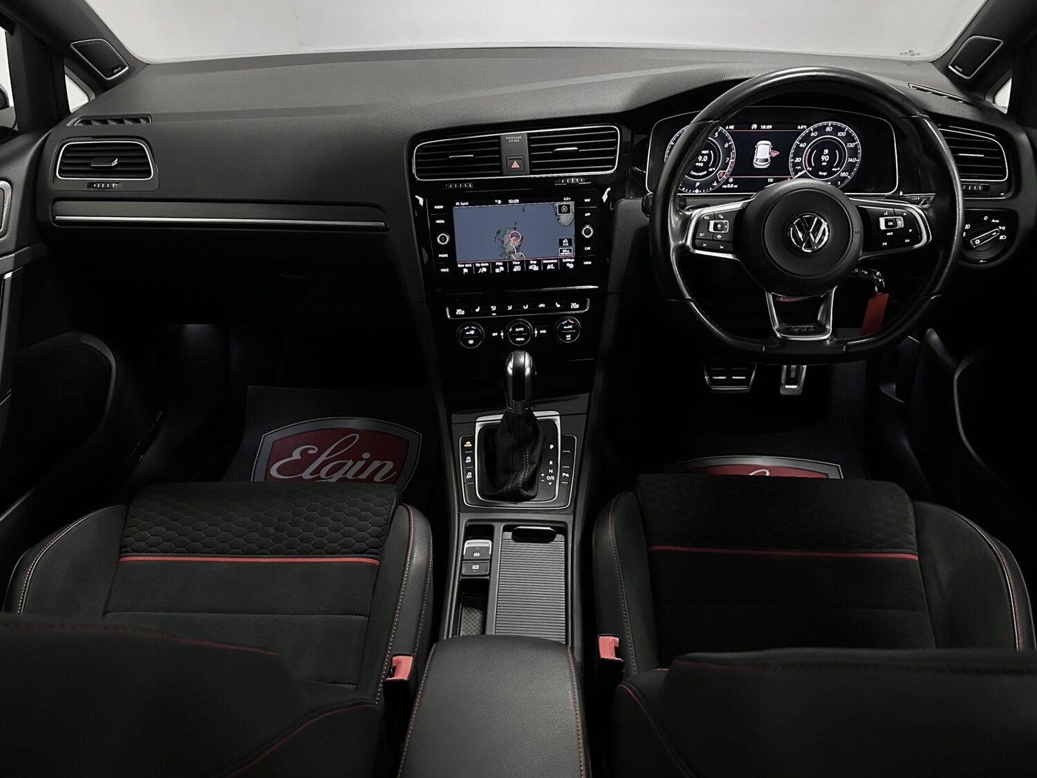 Used Volkswagen Golf 2019 for sale - 77848131: Photo 11