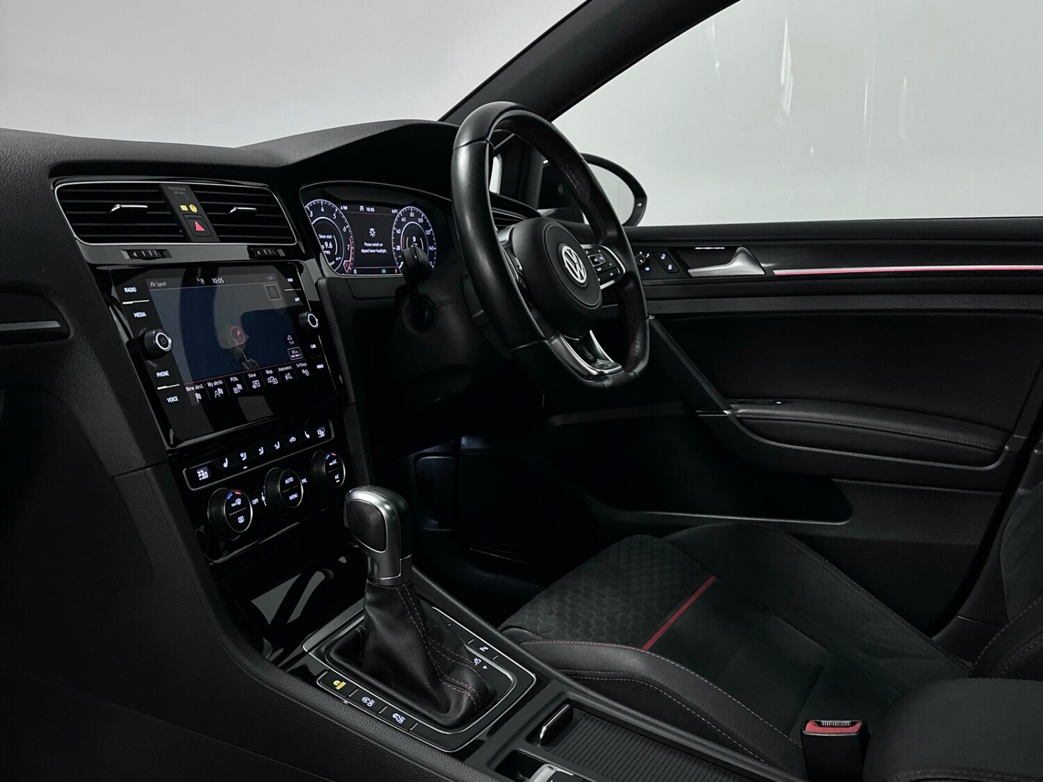 Used Volkswagen Golf 2019 for sale - 77848131: Photo 20