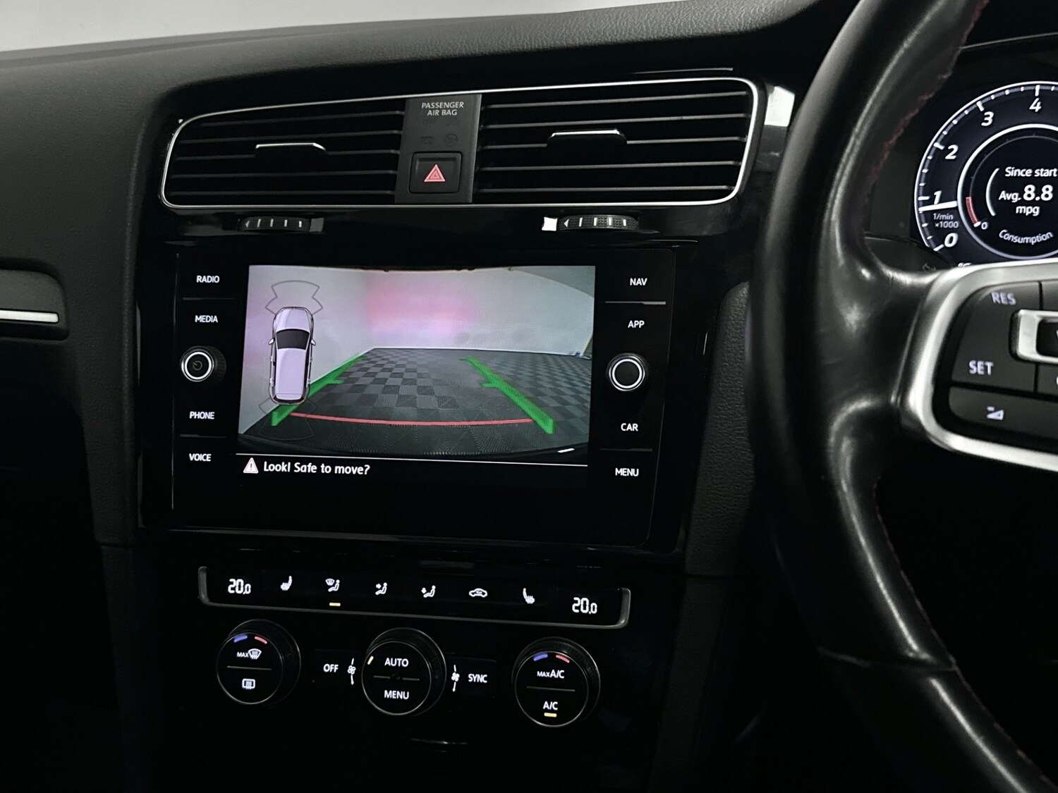 Used Volkswagen Golf 2019 for sale - 77848131: Photo 23