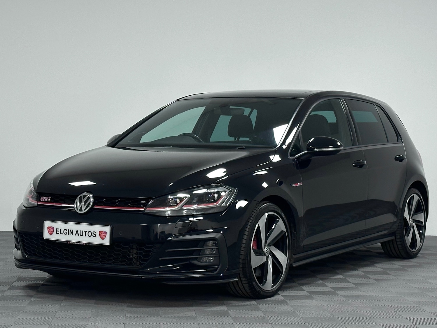 Used Volkswagen Golf 2019 for sale - 77848131: Photo 3