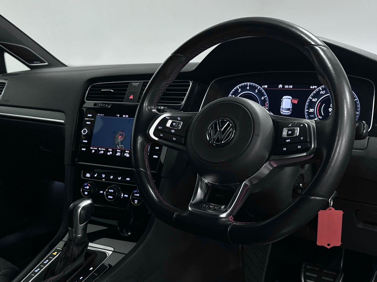 Used Volkswagen Golf 2019 for sale - 77848131: Photo 4