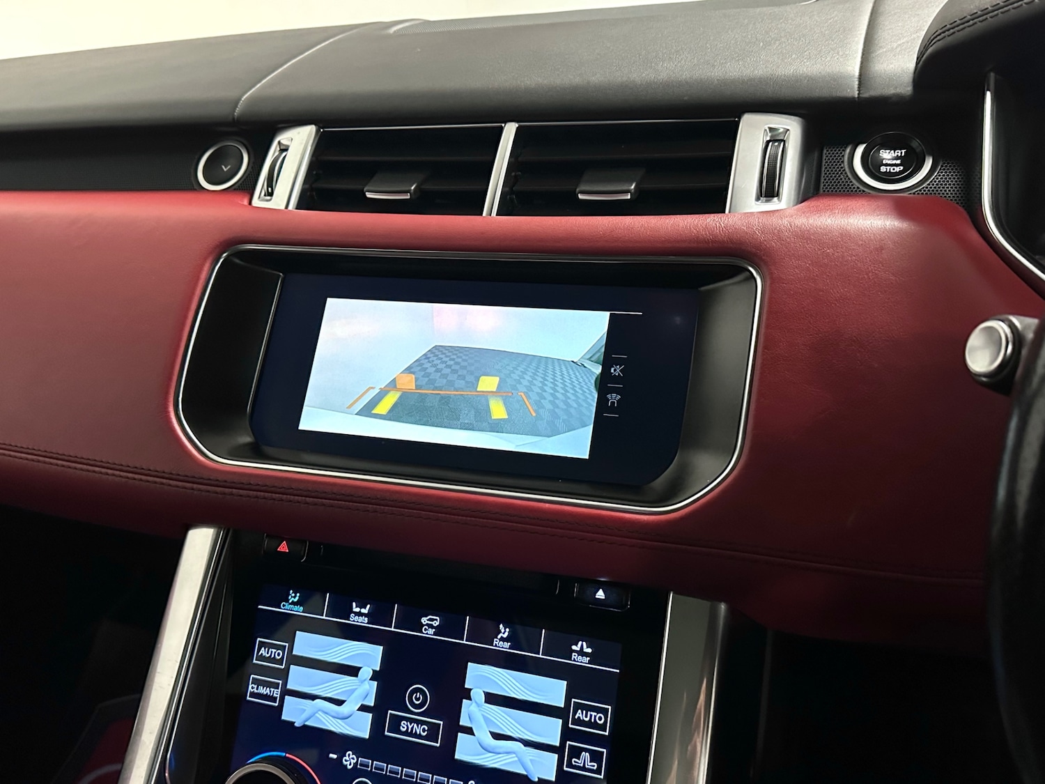 Used Land Rover Range Rover Sport 2017 for sale - 76969429: Photo 31