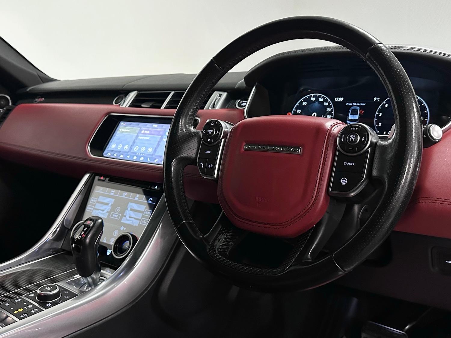 Used Land Rover Range Rover Sport 2017 for sale - 76969429: Photo 4