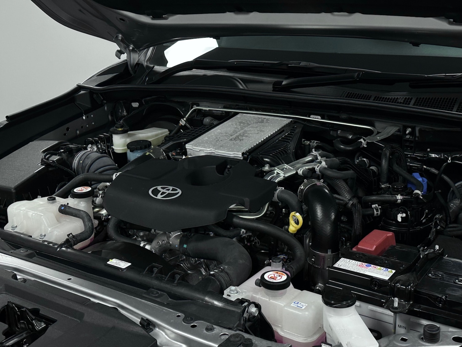 Used Toyota Hilux 2025 for sale - 78122210: Photo 29