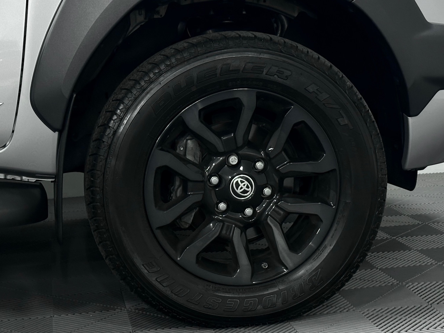 Used Toyota Hilux 2025 for sale - 78122210: Photo 9