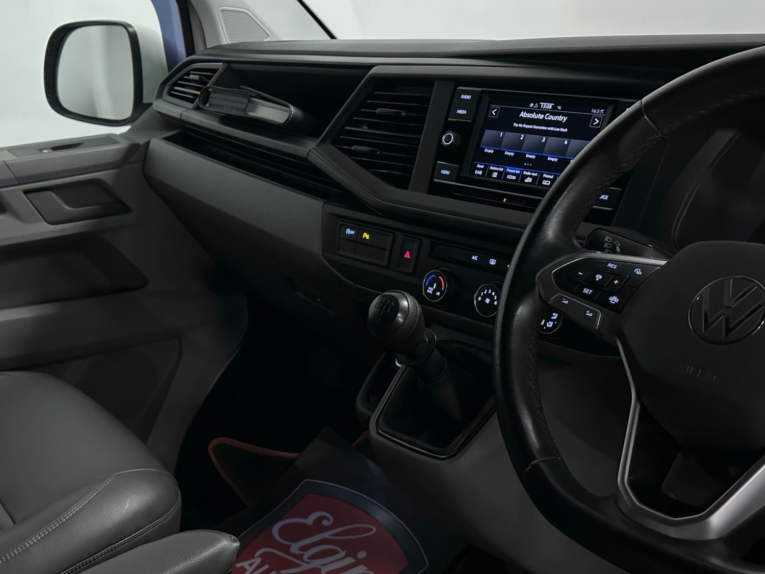 Used Volkswagen Transporter 2020 for sale - 75995813: Photo 19