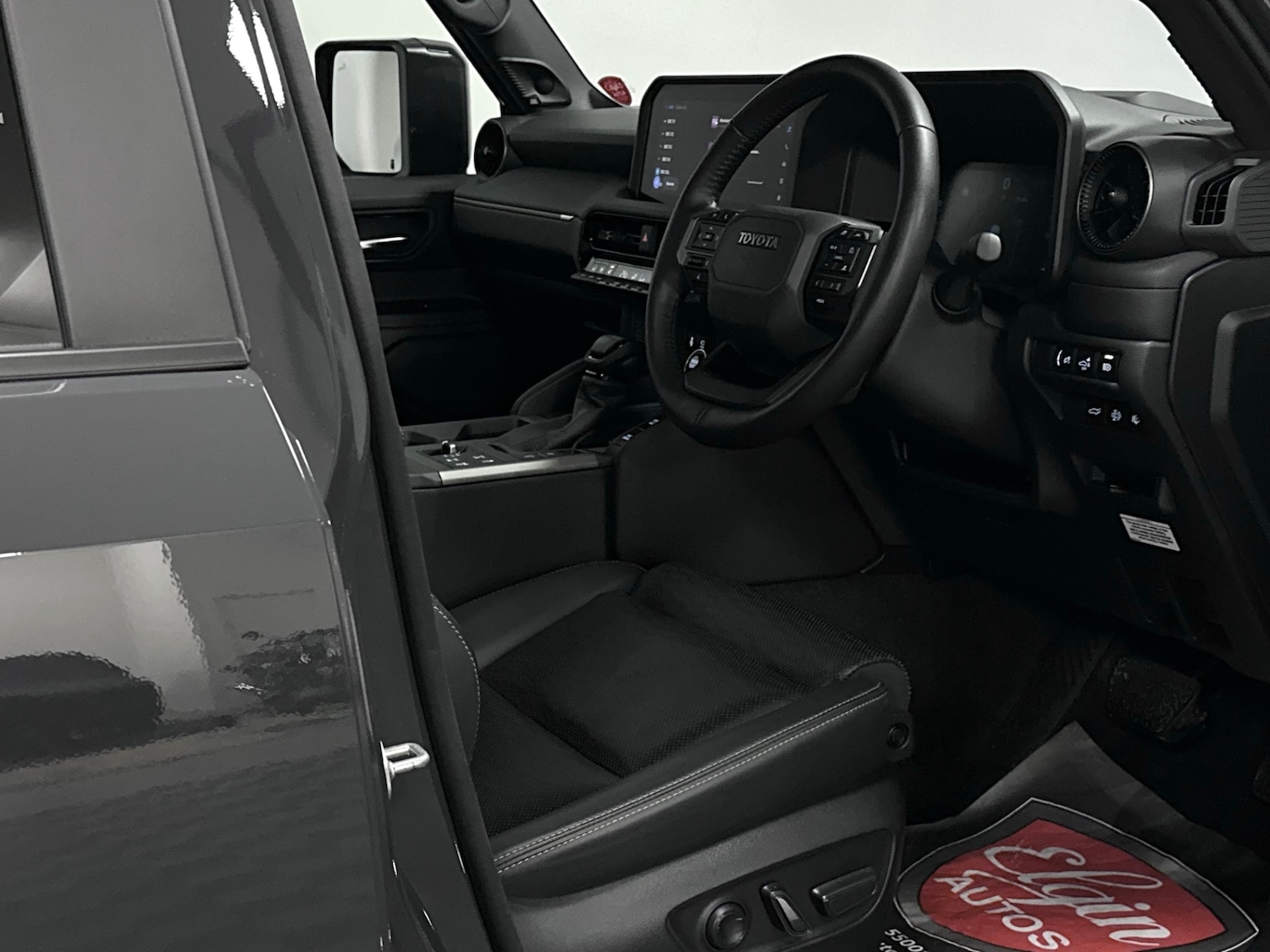 Used Toyota Land Cruiser 2025 for sale - 77461232: Photo 16