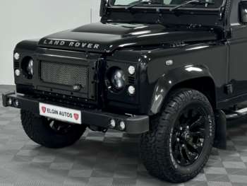 Used Land Rover Defender 110 2010 for sale - 75329936: Photo
