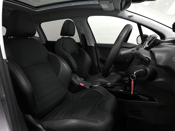 Used Peugeot 2008 2019 for sale - 75650905: Photo 18