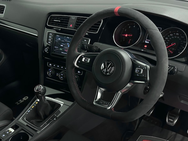 Used Volkswagen Golf 2016 for sale - 76055587: Photo 4