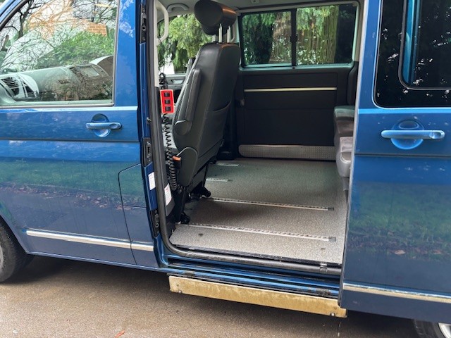 Used Volkswagen Caravelle 2011 for sale - 76725594: Photo 10