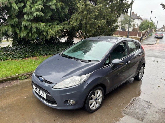 Used Ford Fiesta 2011 for sale - 77508525: Photo 2