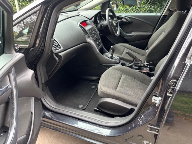 Used Vauxhall Astra 2015 for sale - 76793798: Photo 8