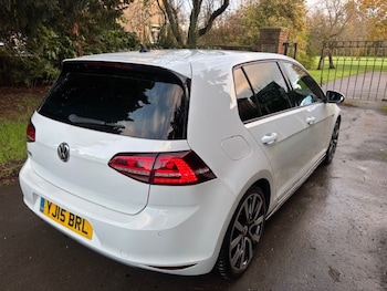 Used Volkswagen Golf 2015 for sale - 77008209: Photo