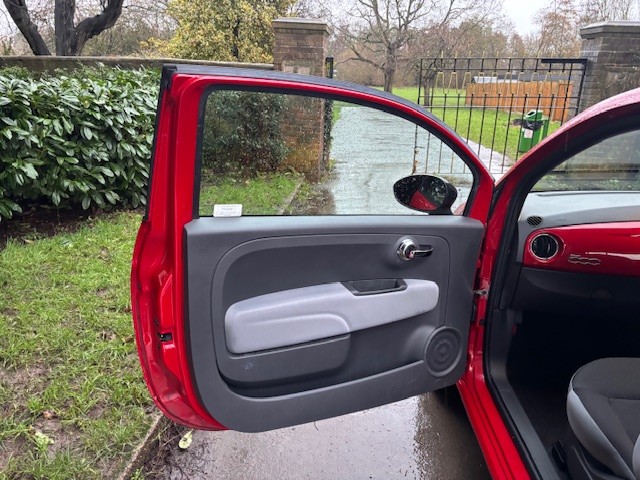 Used Fiat 500 2018 for sale - 77522130: Photo 6