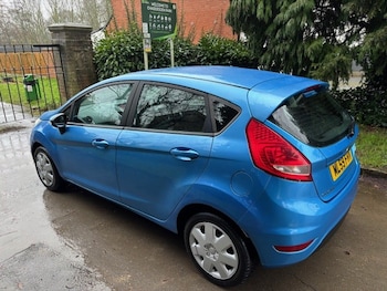 Used Ford Fiesta 2009 for sale - 77357312: Photo