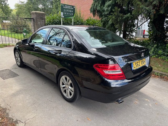 Used Mercedes-Benz C Class 2012 for sale - 76793791: Photo 3