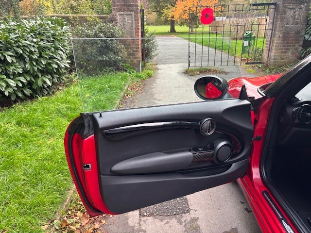 Used MINI Hatch 2015 for sale - 76476939: Photo 8