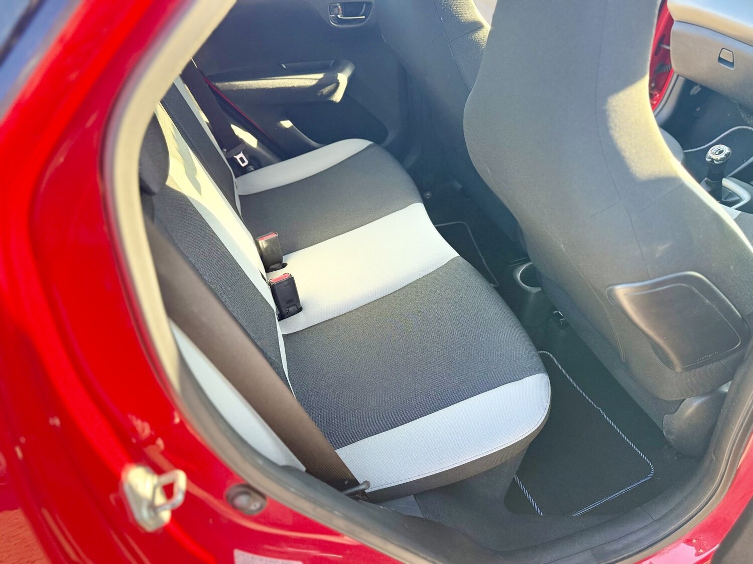 Used Toyota AYGO 2018 for sale - 77977032: Photo 20