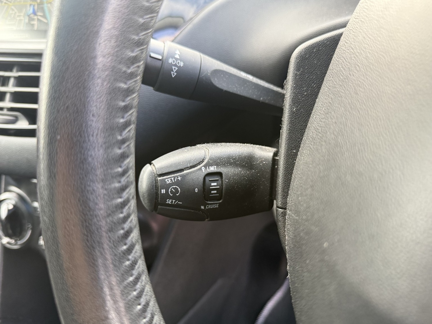 Used Peugeot 208 2015 for sale - 78098307: Photo 27