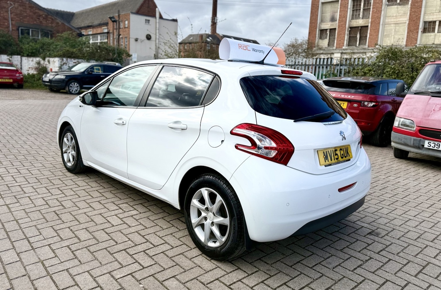 Used Peugeot 208 2015 for sale - 78098307: Photo 7