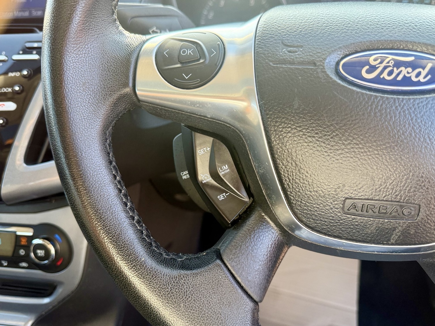 Used Ford Focus 2011 for sale - 77997279: Photo 22