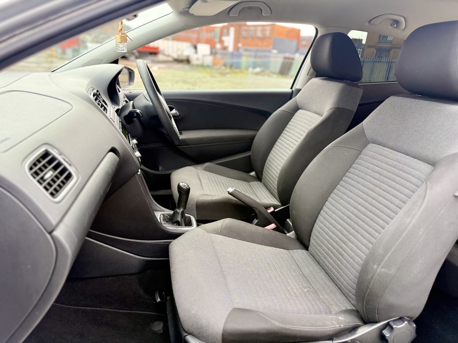 Used Volkswagen Polo 2010 for sale - 77822278: Photo 11