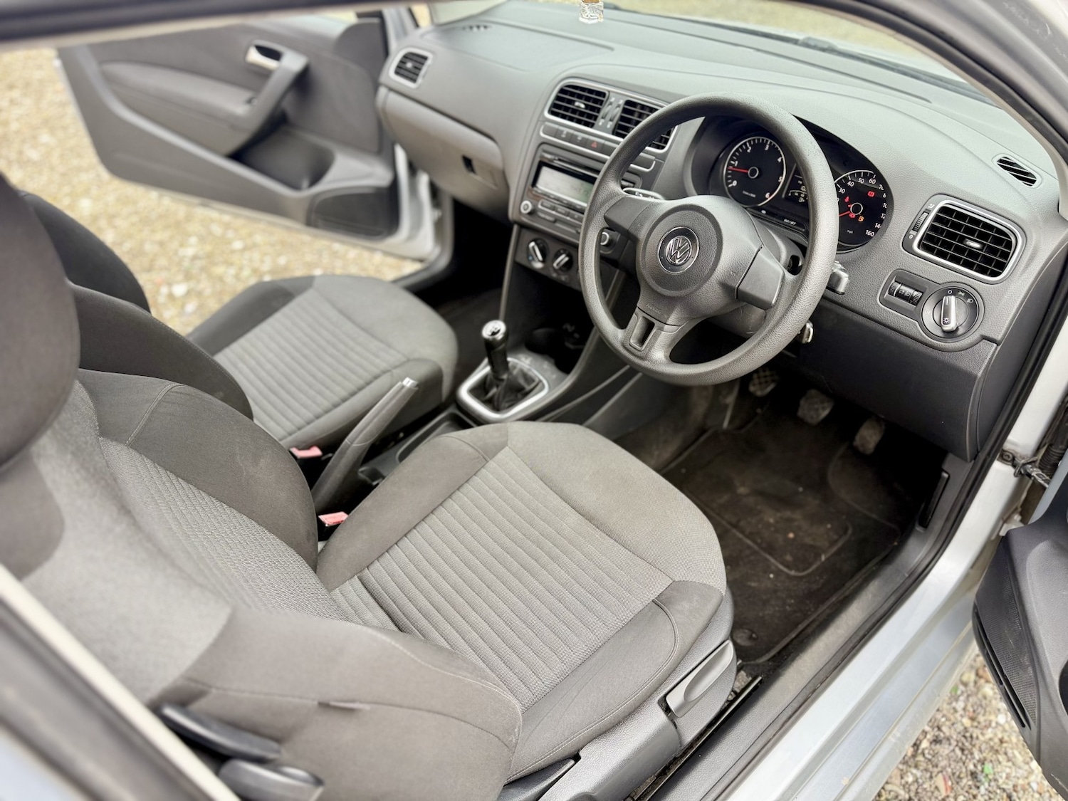 Used Volkswagen Polo 2010 for sale - 77822278: Photo 15