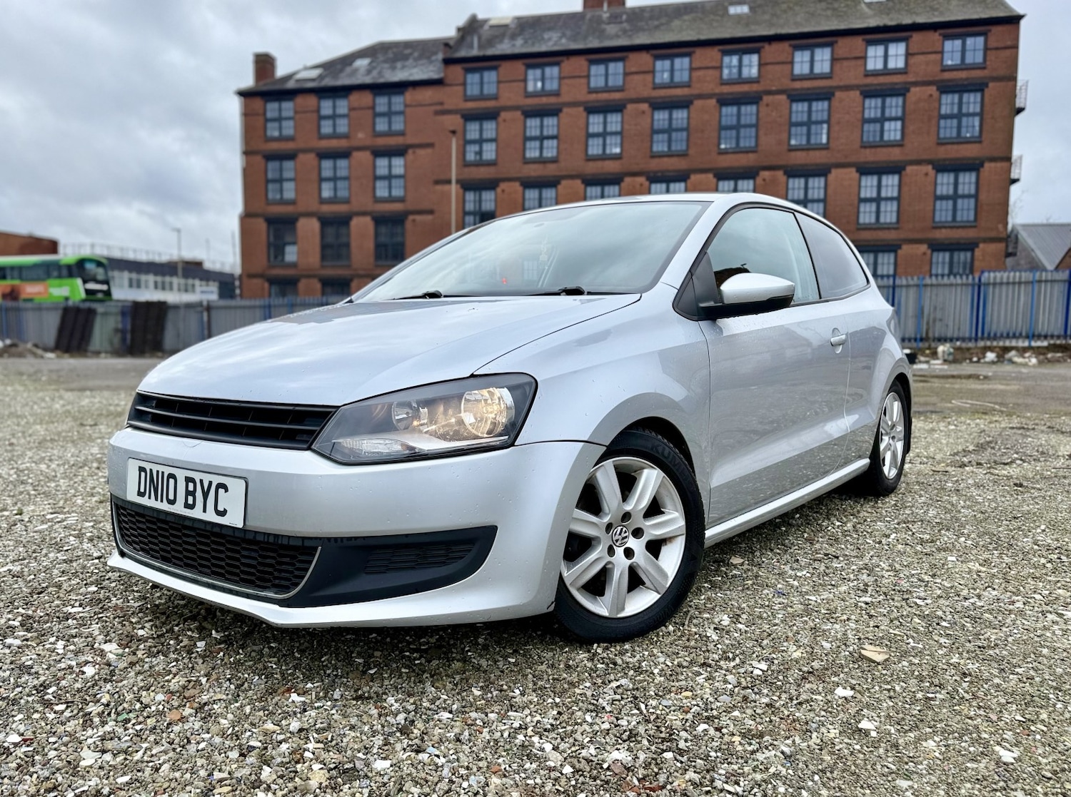 Used Volkswagen Polo 2010 for sale - 77822278: Photo 2