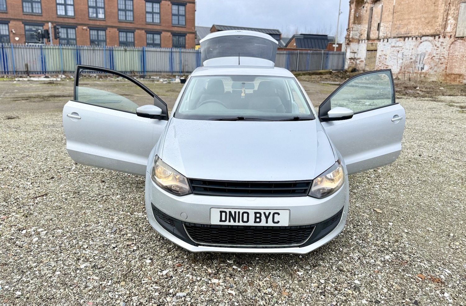 Used Volkswagen Polo 2010 for sale - 77822278: Photo 20