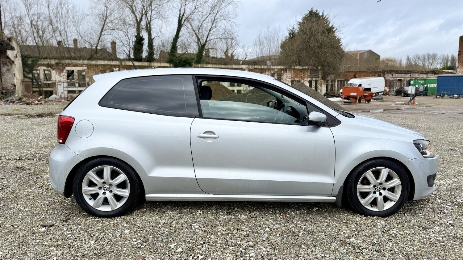 Used Volkswagen Polo 2010 for sale - 77822278: Photo 8