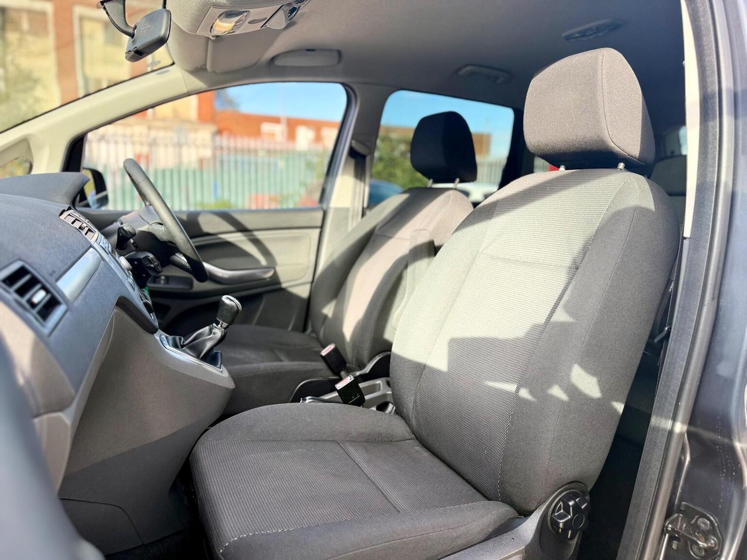 Used Ford C-Max 2010 for sale - 77609894: Photo 24