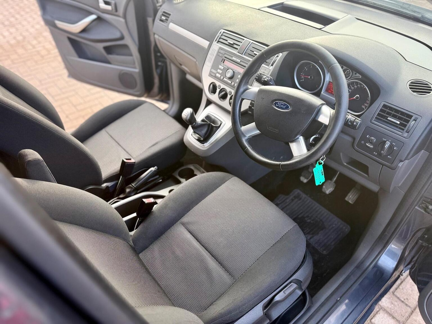 Used Ford C-Max 2010 for sale - 77609894: Photo 26