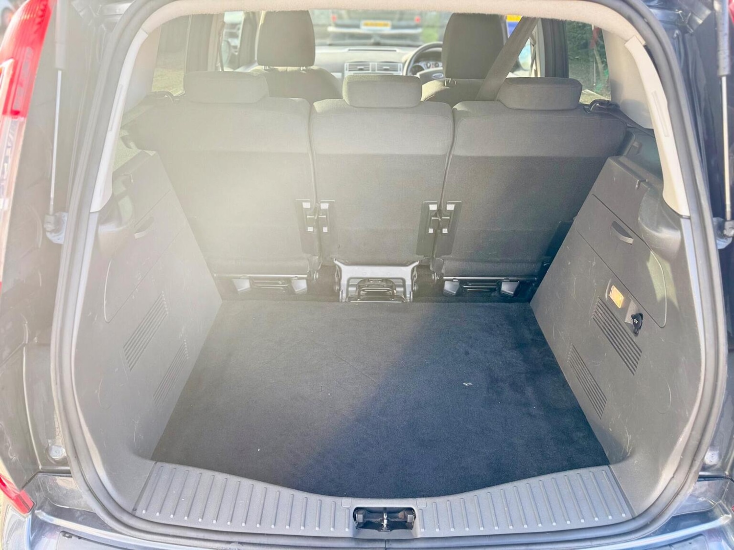 Used Ford C-Max 2010 for sale - 77609894: Photo 27