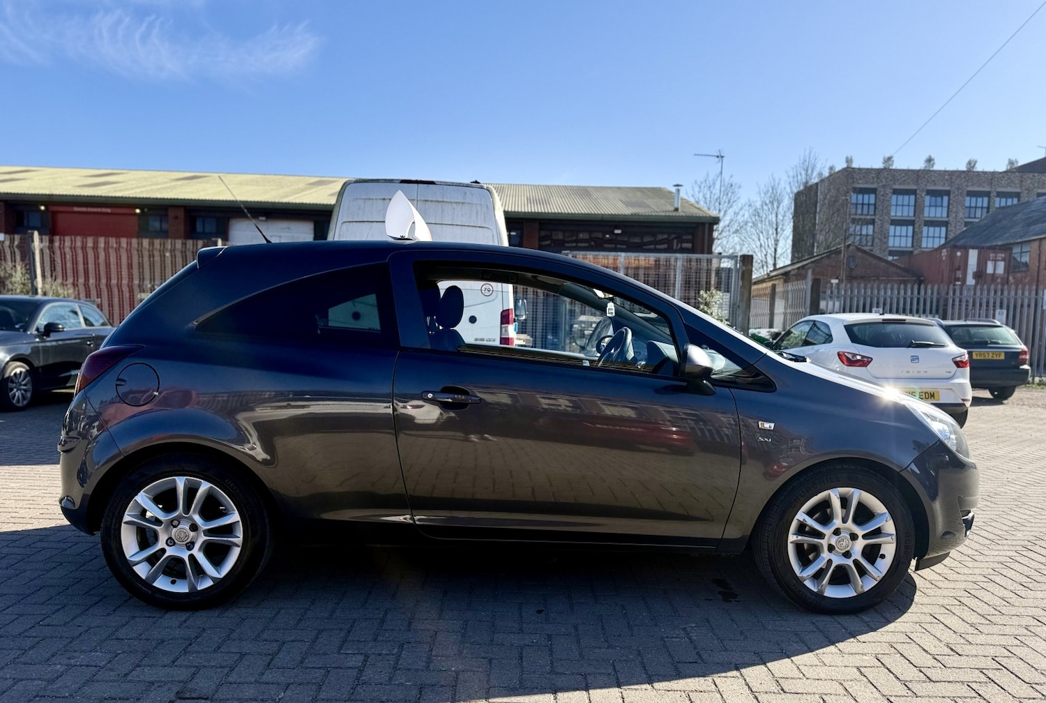 Used Vauxhall Corsa 2010 for sale - 77991714: Photo 15