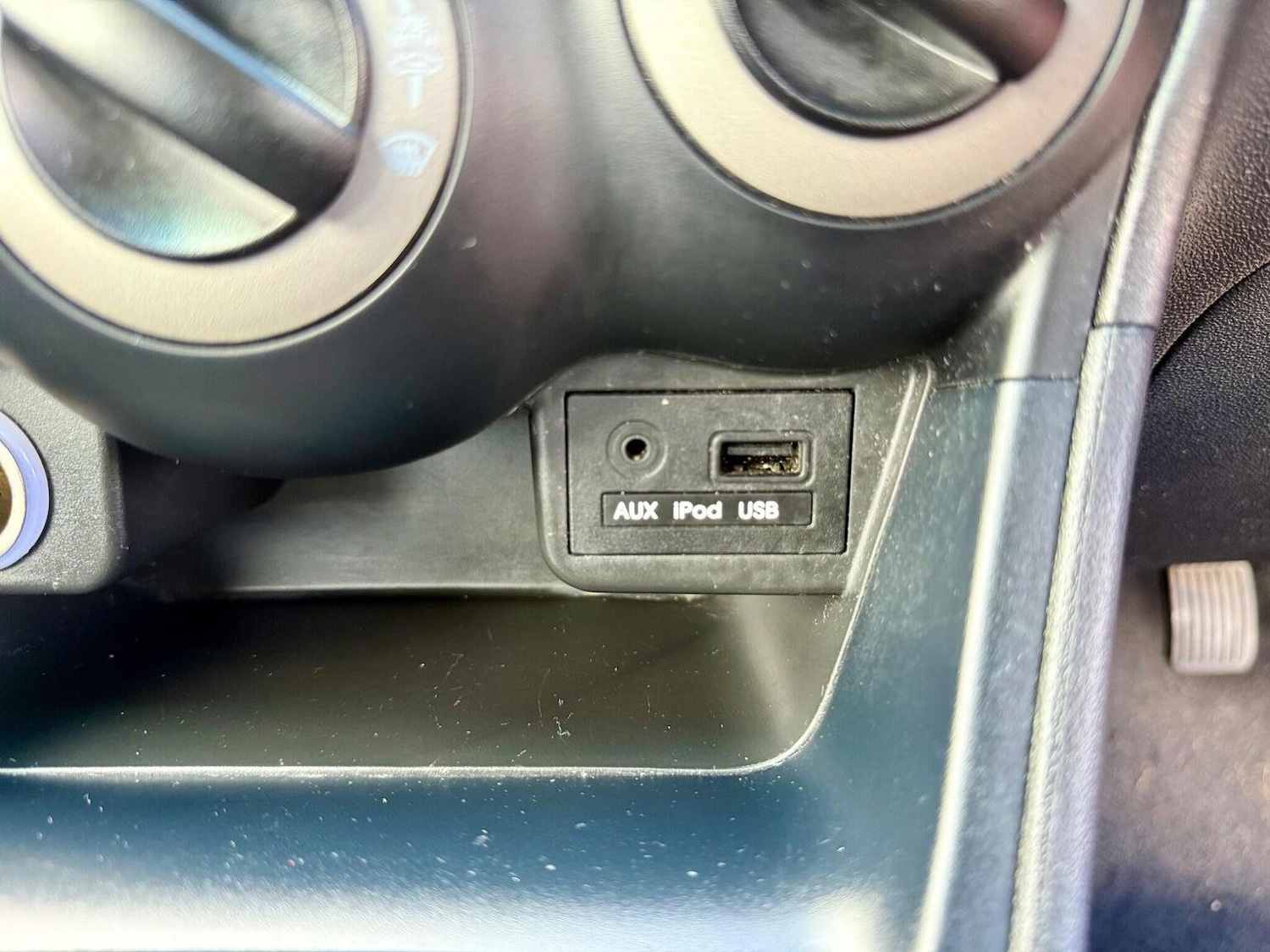 Used Hyundai i10 2011 for sale - 77609882: Photo 20