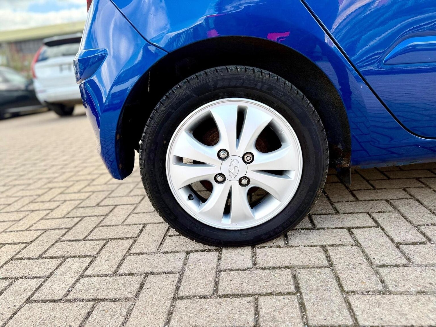 Used Hyundai i10 2011 for sale - 77609882: Photo 22