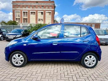 Used Hyundai i10 2011 for sale - 77609882: Photo