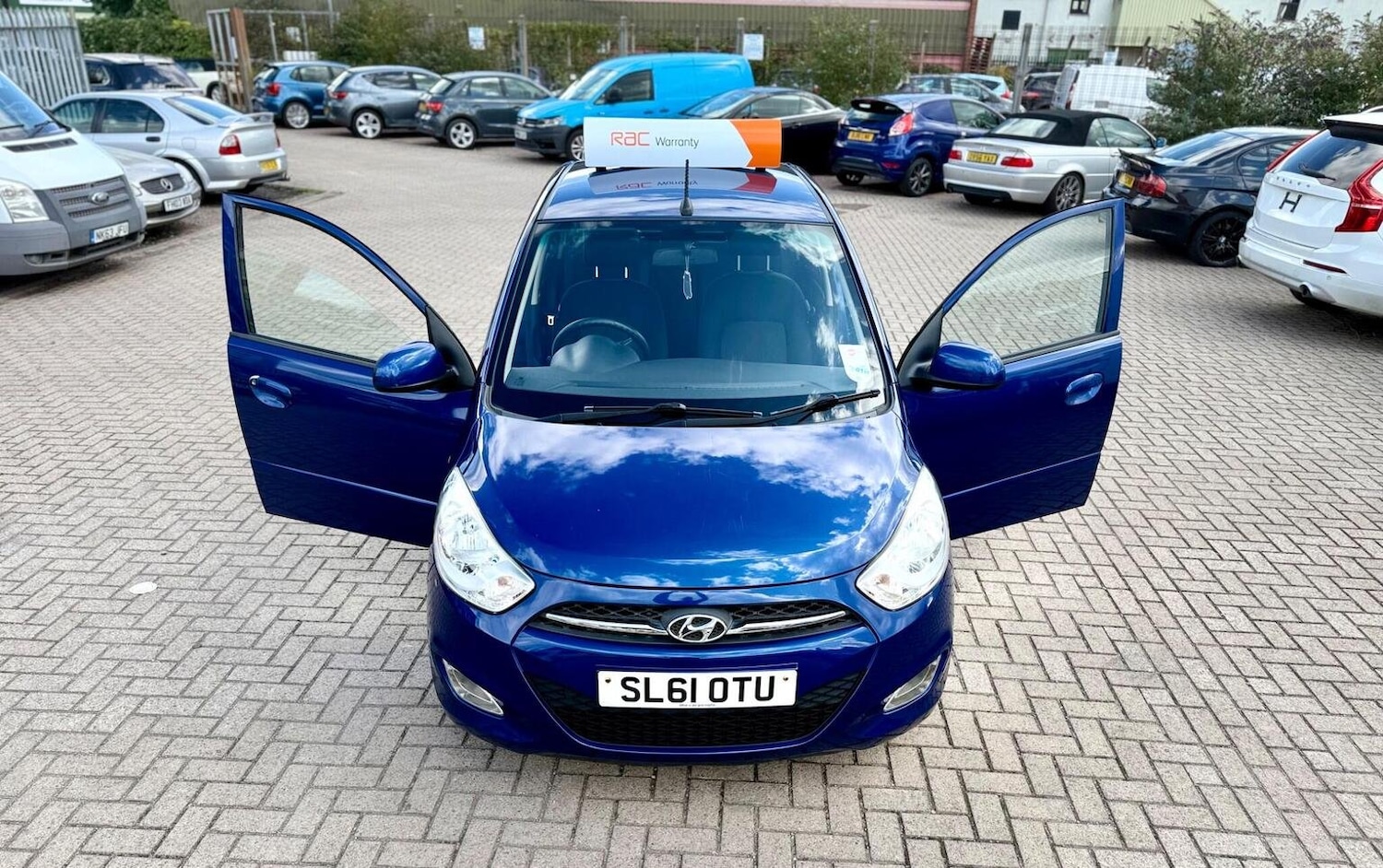 Used Hyundai i10 2011 for sale - 77609882: Photo 7