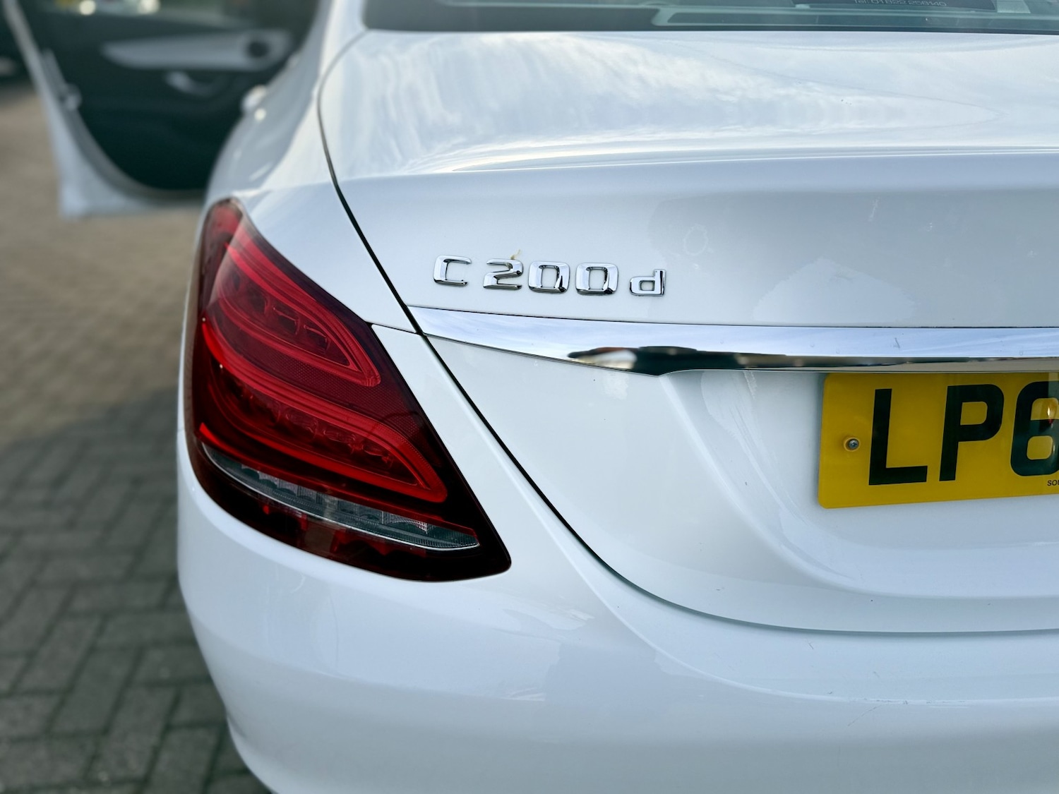 Used Mercedes-Benz C Class 2016 for sale - 77977151: Photo 23