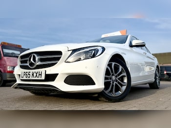 Used Mercedes-Benz C Class 2016 for sale - 77977151: Photo