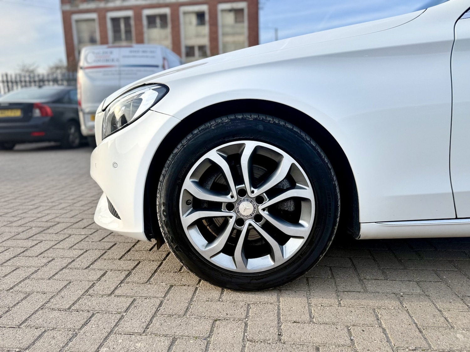 Used Mercedes-Benz C Class 2016 for sale - 77977151: Photo 8