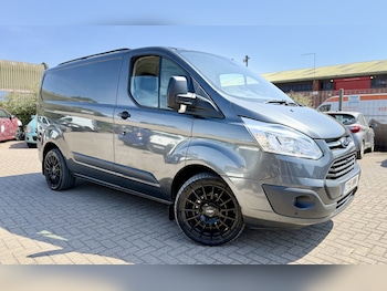 Used Ford Transit Custom 2015 for sale - 79507767: Photo