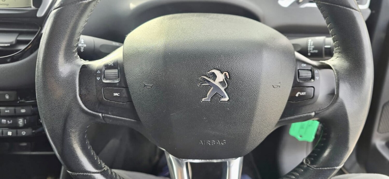 Used Peugeot 208 2014 for sale - 77891626: Photo 16