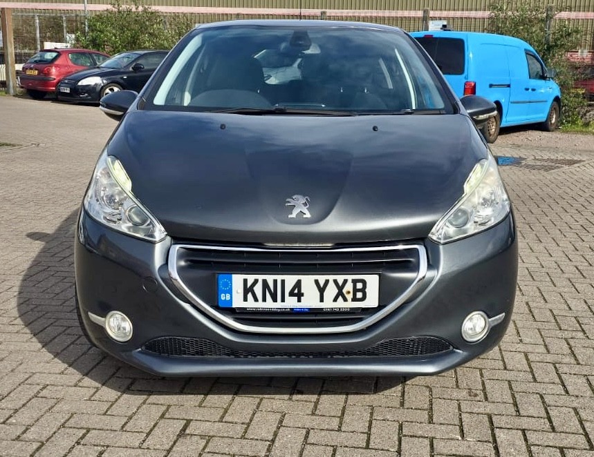 Used Peugeot 208 2014 for sale - 77891626: Photo 3