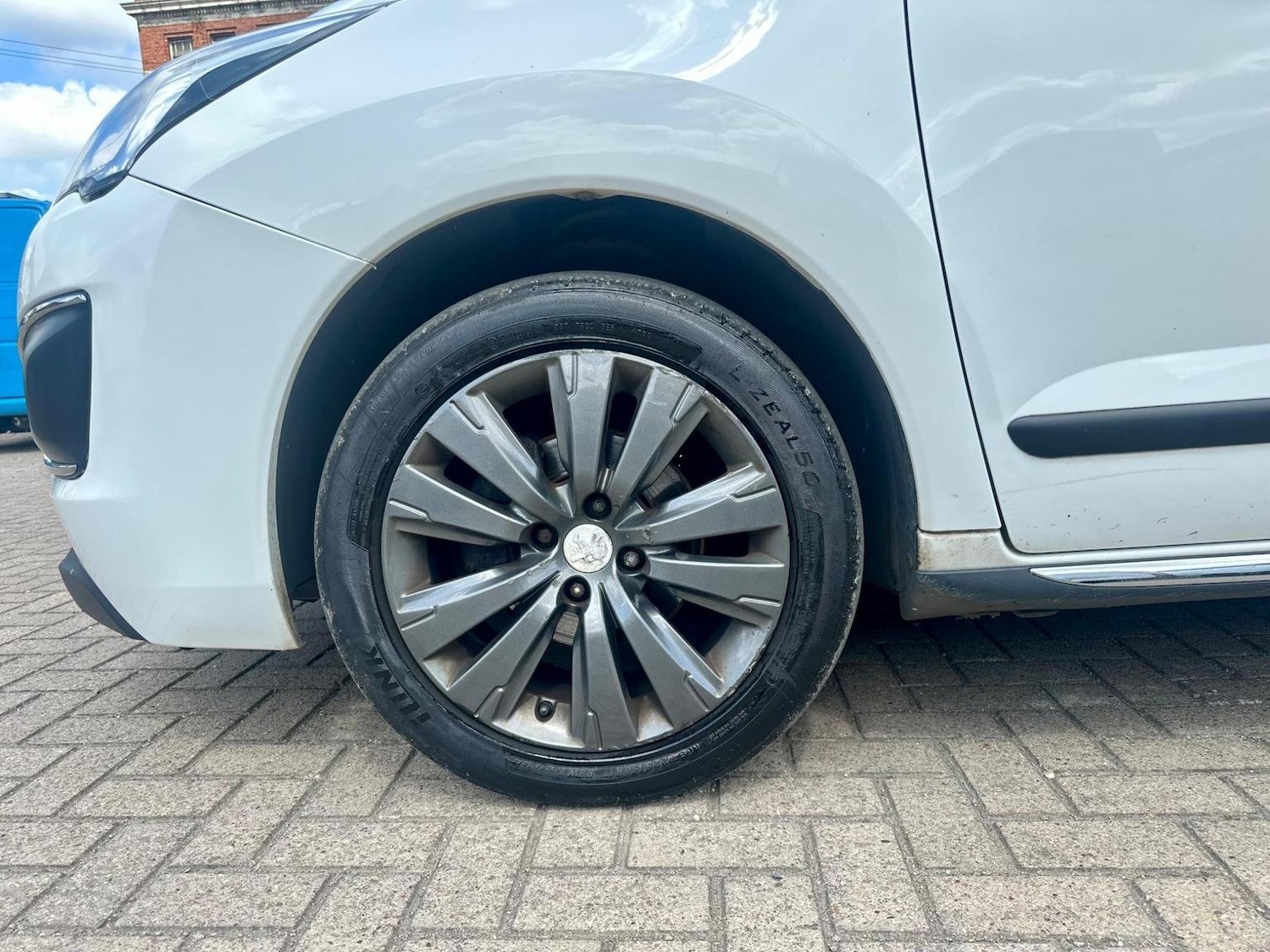 Used Peugeot 3008 2014 for sale - 77609922: Photo 25