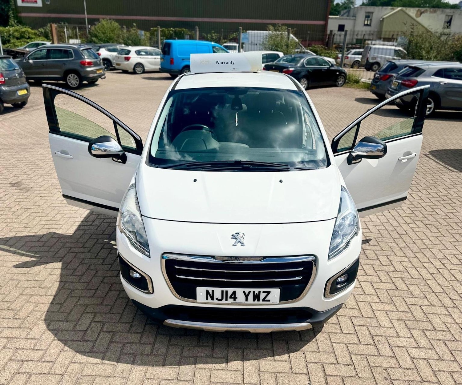 Used Peugeot 3008 2014 for sale - 77609922: Photo 5